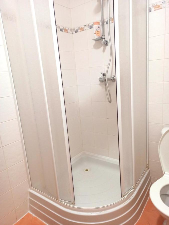 P&p - Soukrome 2-3 Luzkove S Vlastni Kuchyni A Koupelnou Homestay