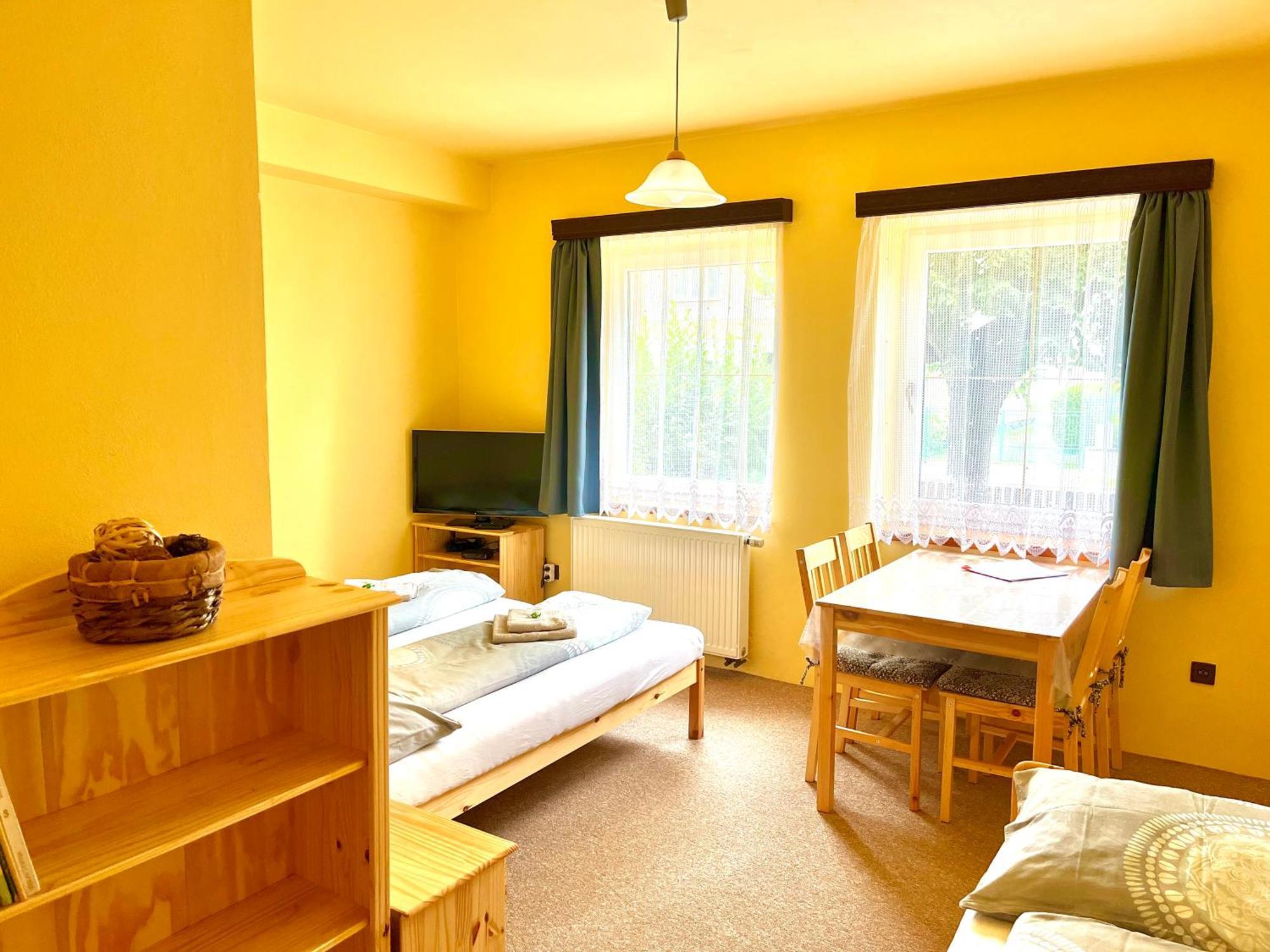P&p - Soukrome 2-3 Luzkove S Vlastni Kuchyni A Koupelnou Homestay